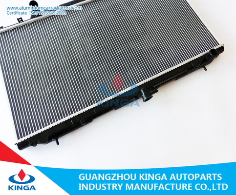 Radiadores de alumínio do carro da indústria de sistema de refrigeração para TA 21410-VB000 de Nissan SAFARI'97-99 WGY61 fornecedor