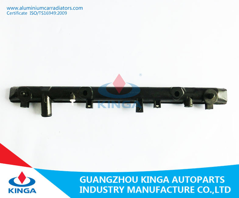 Tanque plástico TOYOTA CAMRY'90 do radiador inferior do diâmetro 31mm - 94 SV30/SV35 na cor preta fornecedor