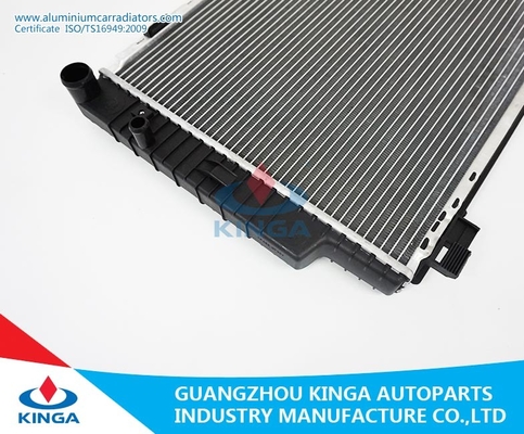 OEM de alumínio 2025002103/3103 dos radiadores do carro da TA de W202/C220D 93-00 para o BENZ fornecedor