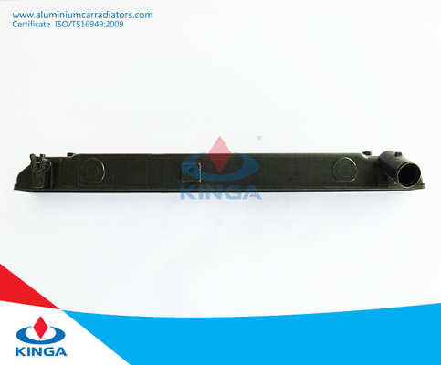 Tanque da parte inferior do radiador da água PA66 para VISITAR OEM 16400 5B320 da TA de HIACE RCH4# 97-99 fornecedor