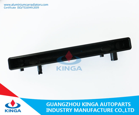 CULTUS/SWIFT GA11'95 no tanque da EXTREMIDADE do OEM 17700-60G10 do plástico do tanque do radiador do carro fornecedor
