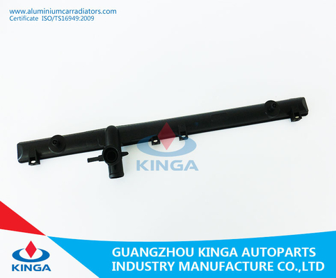 Tanque da parte superior do radiador da substituição para o vagão G15'96-02 do OEM 11700-63G11/63G12 Suzuki Caltus em fornecedor