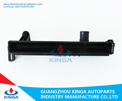 Substitua o tanque plástico do direito do tanque do radiador para TA 1.9D de RENAULT KANGOO 97 fornecedor