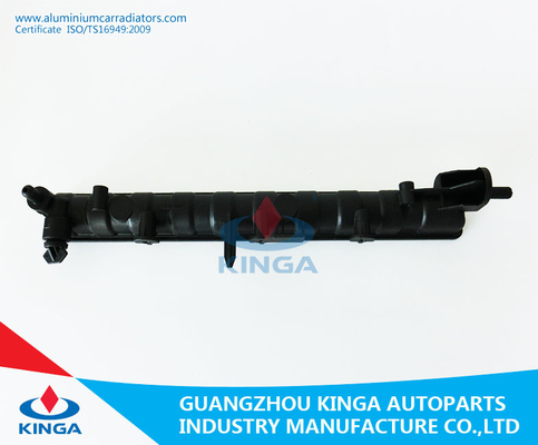 Tanque plástico da entrada do tanque 17700-56B01radiator do radiador de Suzuki Vitara'88-97 TD01 fornecedor