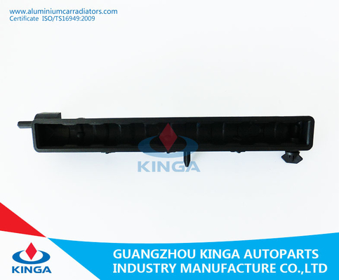 Tanque plástico da entrada do tanque 17700-56B01radiator do radiador de Suzuki Vitara'88-97 TD01 fornecedor