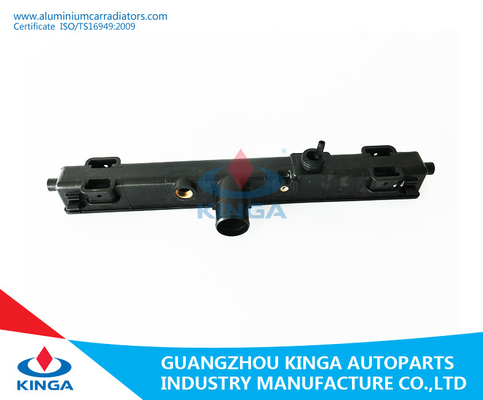 Tanque da parte superior do radiador de Suzuki Perkins no plástico para Replacment PA66+GF30 fornecedor