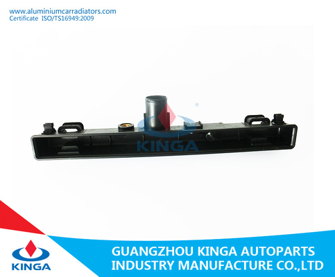 Tanque da parte superior do radiador de Suzuki Perkins no plástico para Replacment PA66+GF30 fornecedor