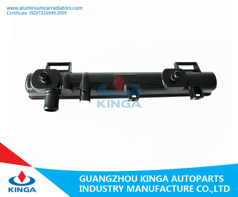 Tanque plástico do radiador PA66 para peças sobresselentes duráveis do carro de SUZUKI ALTO'02- 1.1i fornecedor