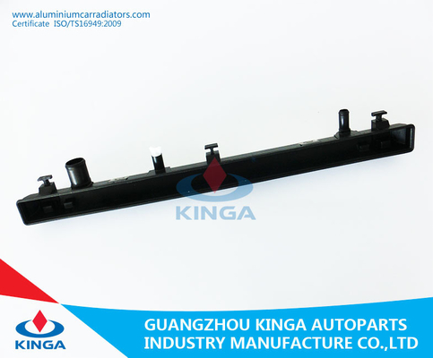 Mais baixo tanque plástico para o auto radiador do vagão G15 96-02 de Suzuki Caltus fornecedor