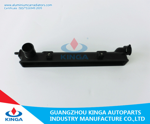 Tanque plástico do radiador da água do sistema de refrigeração das peças de automóvel para Subaru LEGACY'97-98 RHD fornecedor