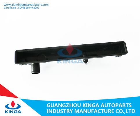 Tanque plástico do radiador para Suzuki 1.3L' rápido 96-01At OE: 91173911/17700-50G00 fornecedor