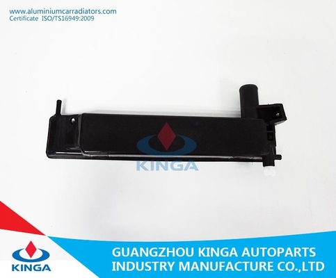 O OEM plástico 16400-5B740 do reparo do tanque do radiador da TA LZH104 de HIACE (DIESEL) deixou o tanque fornecedor