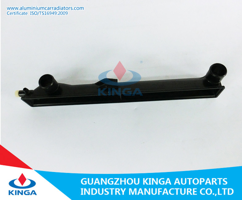 W210/E280/E320'95-97 em OEM 2105000903 do plástico dos tanques do radiador da substituição fornecedor