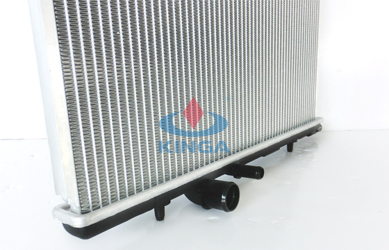 Radiador do carro do tipo superior auto para TA Guangzhou China de Peugeot 307 fornecedor