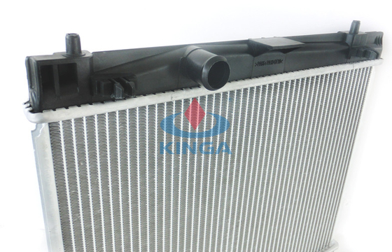 Radiador de alumínio do automóvel para Toyota Vitz '05 Ncp95/Ncp105 em fornecedor